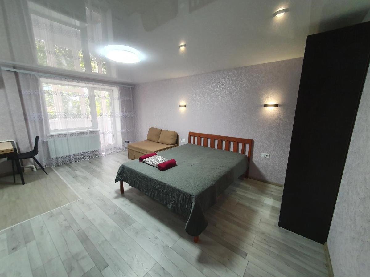 Apartment On Tarkovskogo 2 크로피우니츠키 외부 사진